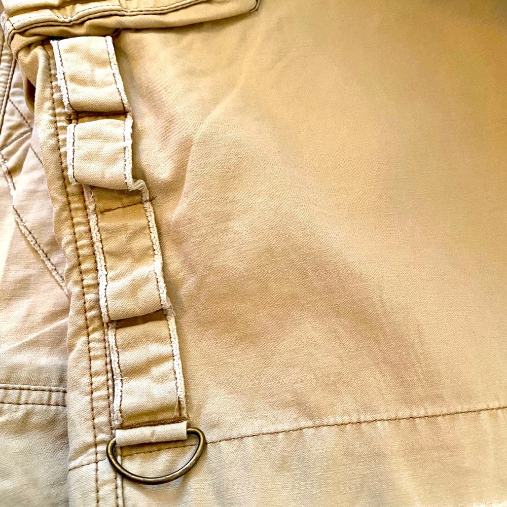Hollister America Cargo Khaki Shorts Size 7 - Picture 6 of 6